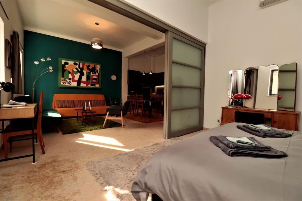 Central Studio In Monastiraki B Atény Exteriér fotografie